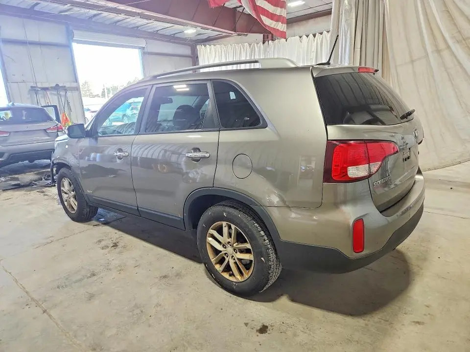 2015 KIA SORENTO LX  