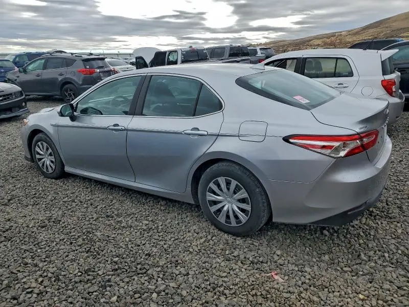 2020 TOYOTA CAMRY LE  