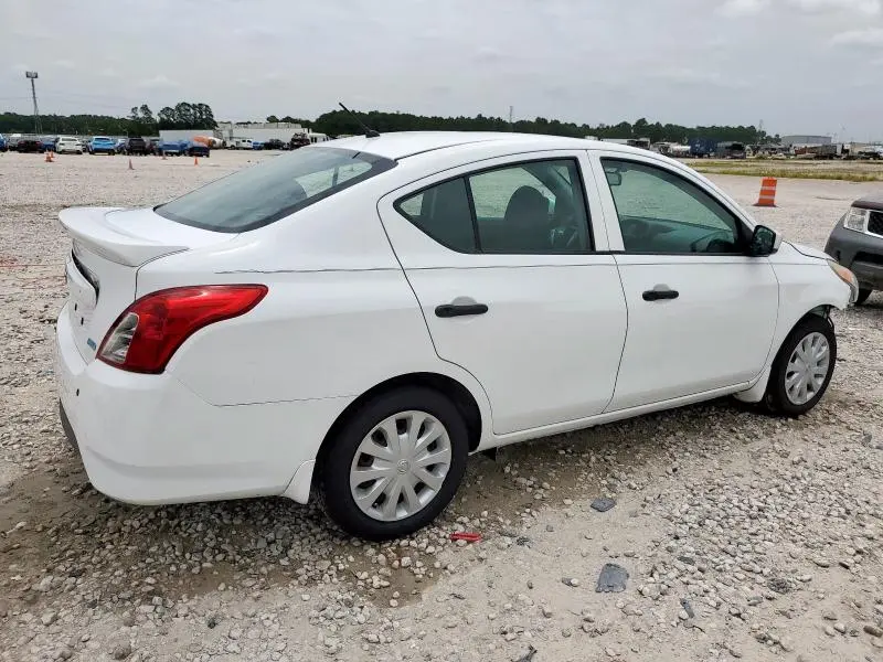 2016 NISSAN VERSA S  