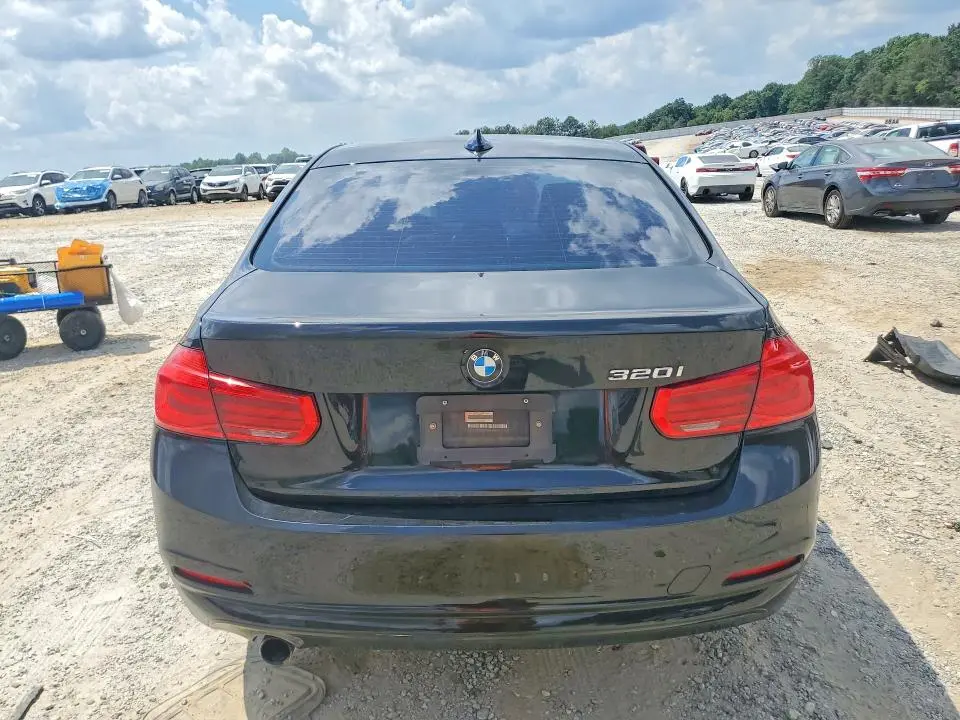 2017 BMW 320 I  