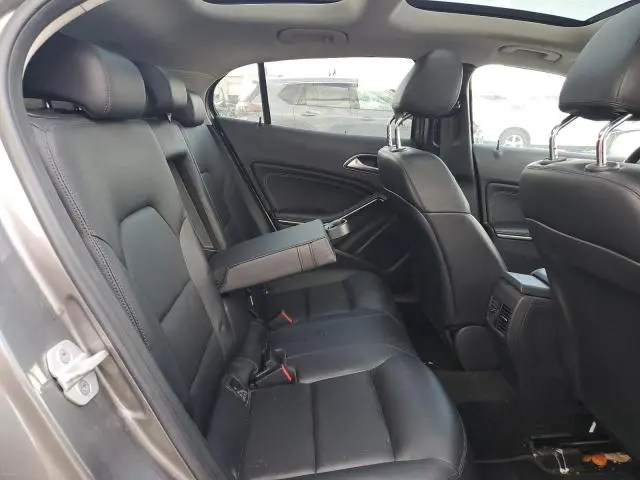 2015 MERCEDES-BENZ GLA 250 4MATIC  