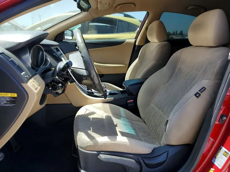 2012 HYUNDAI SONATA GLS  