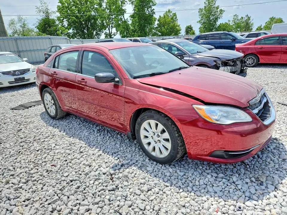 2013 CHRYSLER 200 LX  