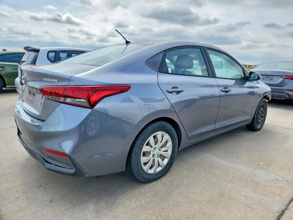 2018 HYUNDAI ACCENT SE  