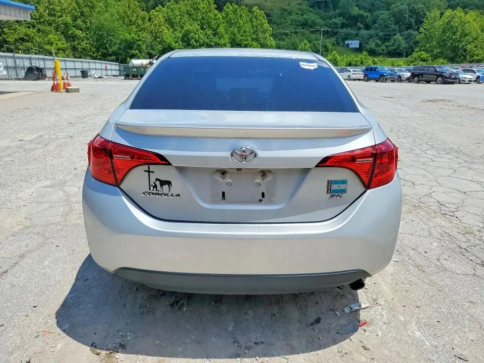 2017 TOYOTA COROLLA SE  