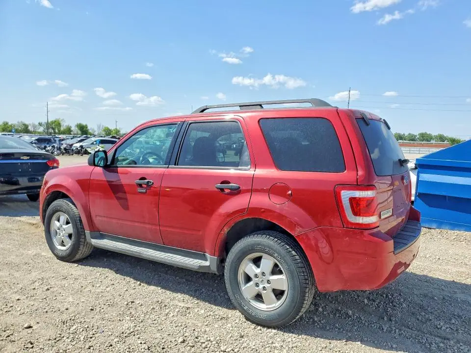 2010 FORD ESCAPE XLT  