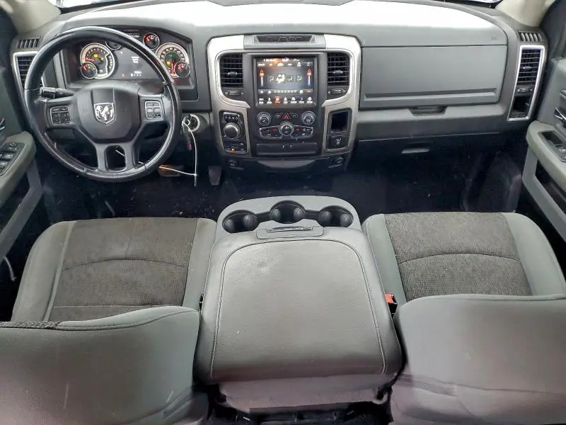 2019 RAM 1500 CLASSIC SLT  