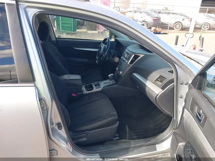 2013 SUBARU OUTBACK 2.5I PREMIUM