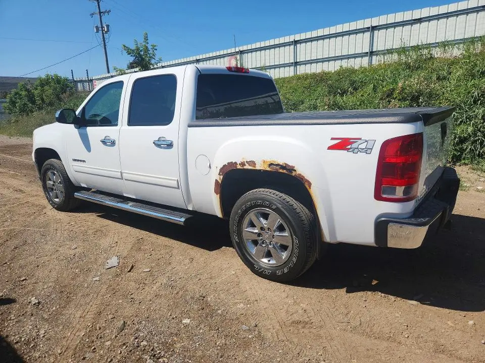 2011 GMC SIERRA K1500 SLT  