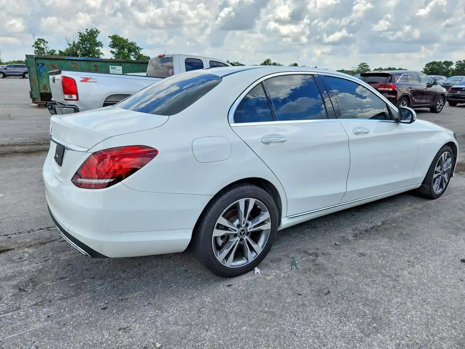 2021 MERCEDES-BENZ C 300  