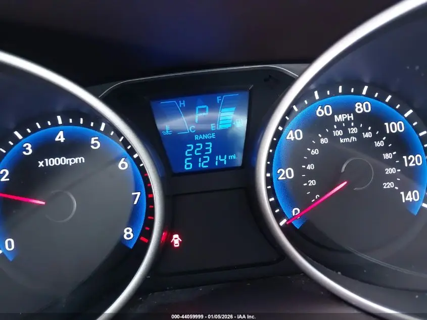 2015 HYUNDAI TUCSON SE