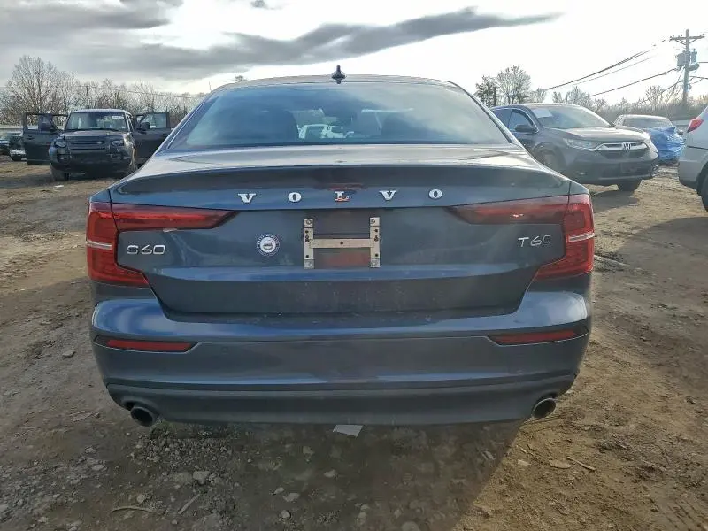 2019 VOLVO S60 T6 MOMENTUM  