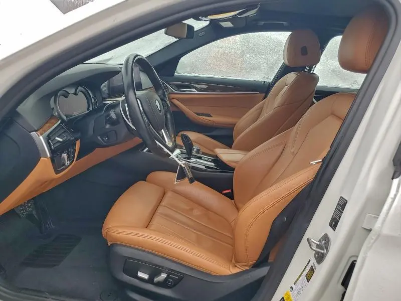 2019 BMW 530 XI  