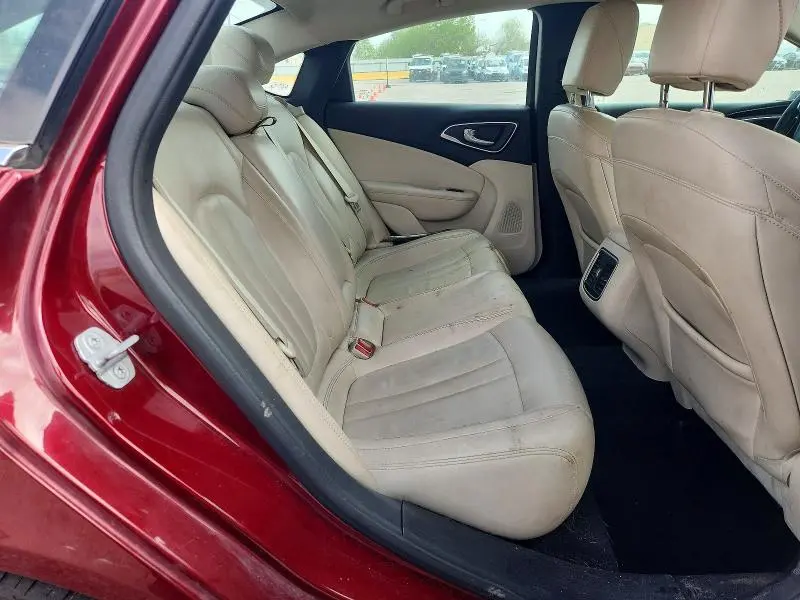 2015 CHRYSLER 200 C  