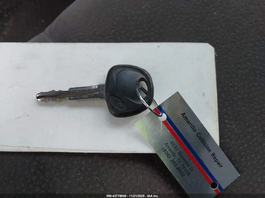 2011 HYUNDAI SANTA FE SE