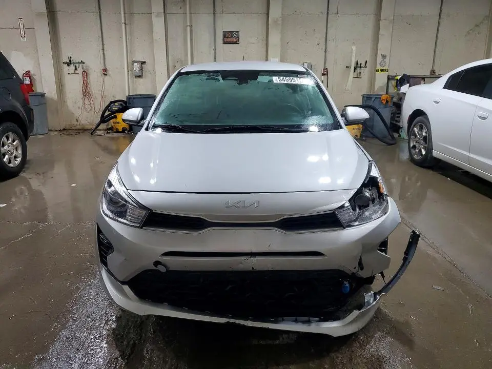 2022 KIA RIO S  
