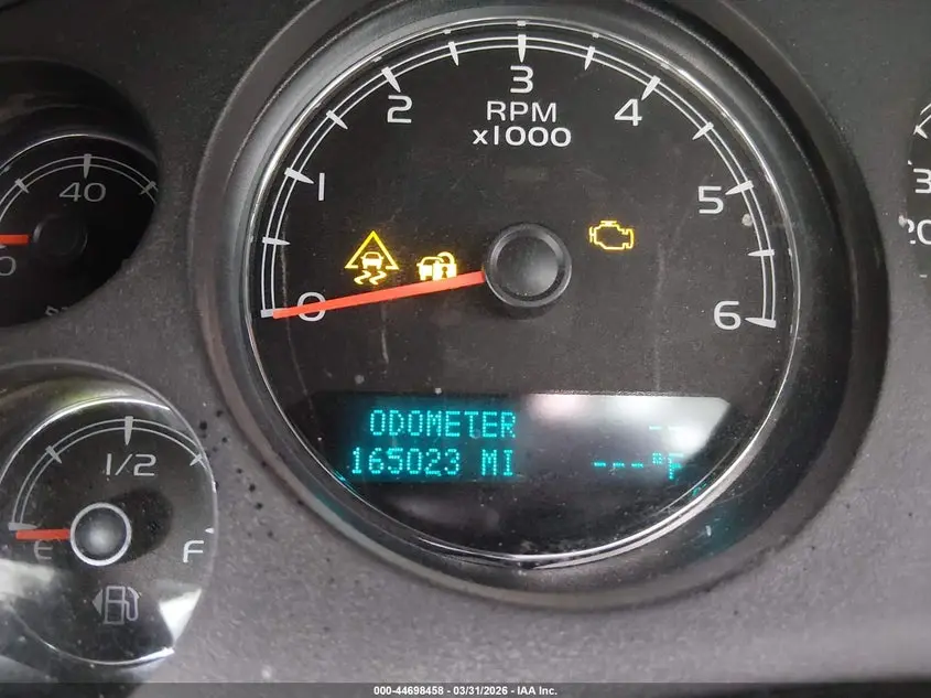 2010 CHEVROLET TAHOE LS