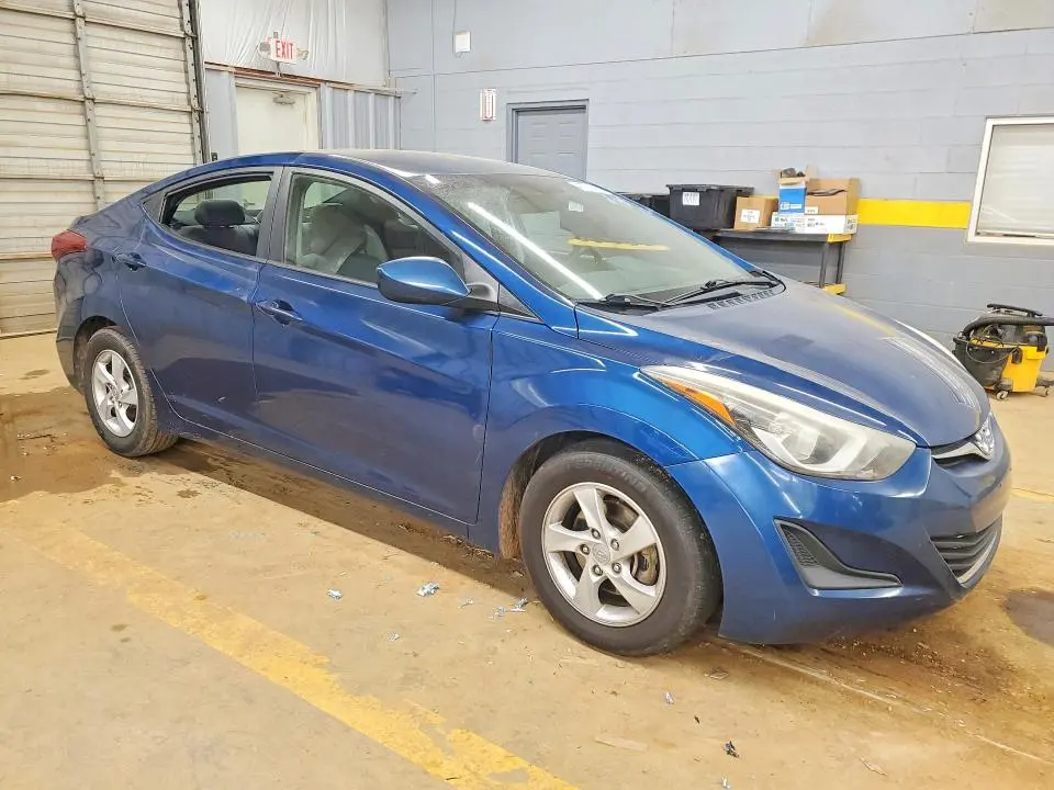 2014 HYUNDAI ELANTRA SE  