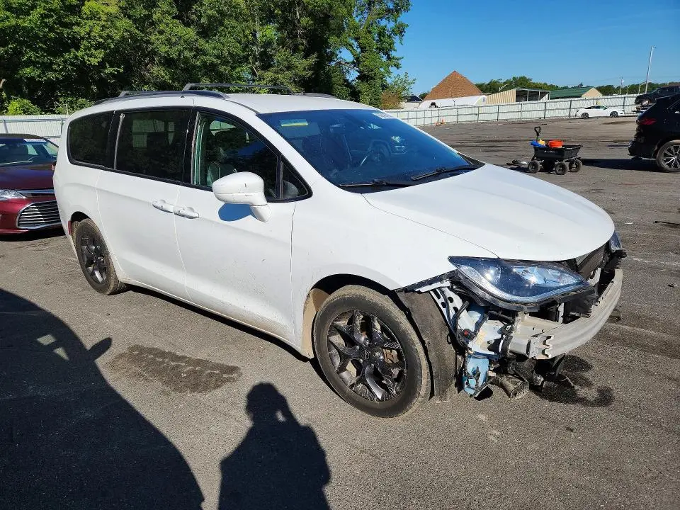 2018 CHRYSLER PACIFICA TOURING L  