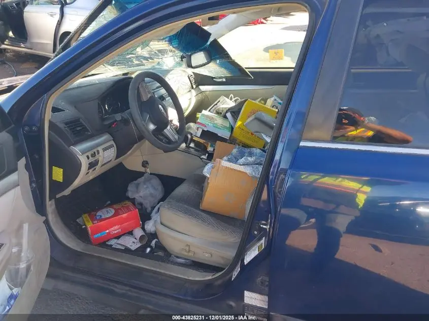 2010 SUBARU OUTBACK 2.5I PREMIUM