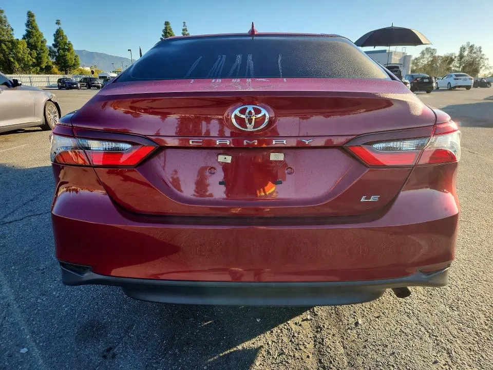 2021 TOYOTA CAMRY LE  