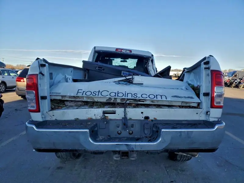 2022 RAM 2500 TRADESMAN  