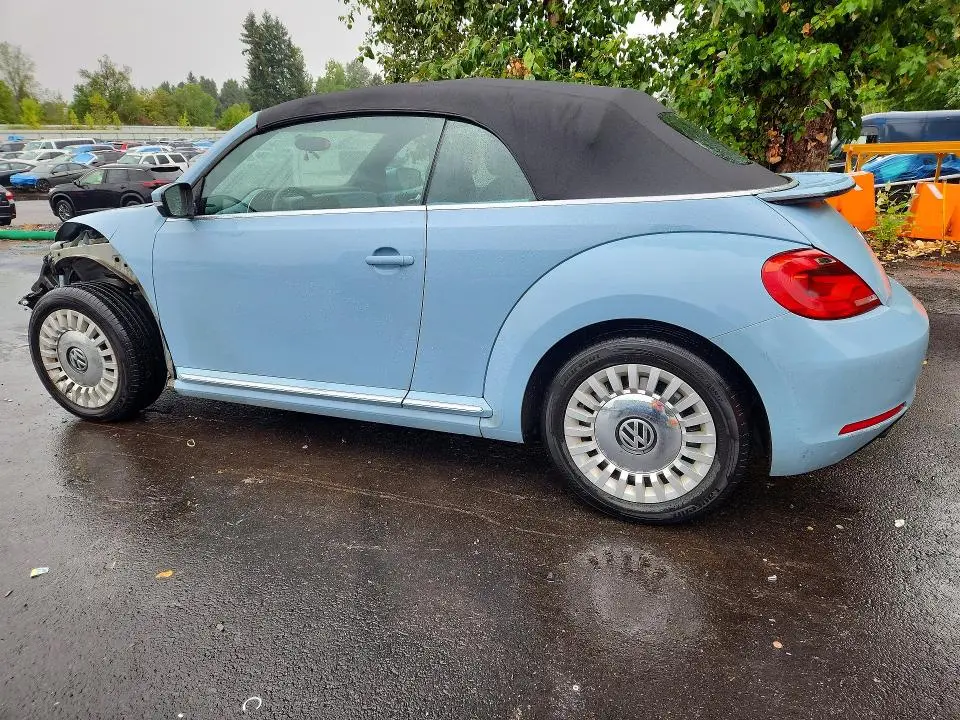 2015 VOLKSWAGEN BEETLE 1.8T  