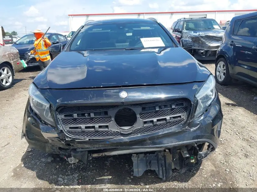 2016 MERCEDES-BENZ GLA 250 4MATIC