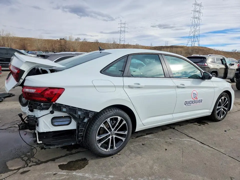 2025 VOLKSWAGEN JETTA SPORT  