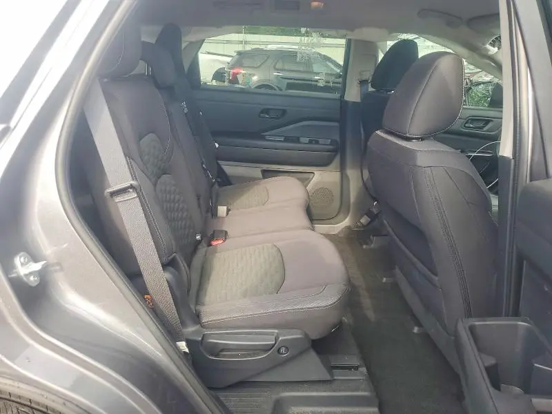 2024 NISSAN PATHFINDER S  