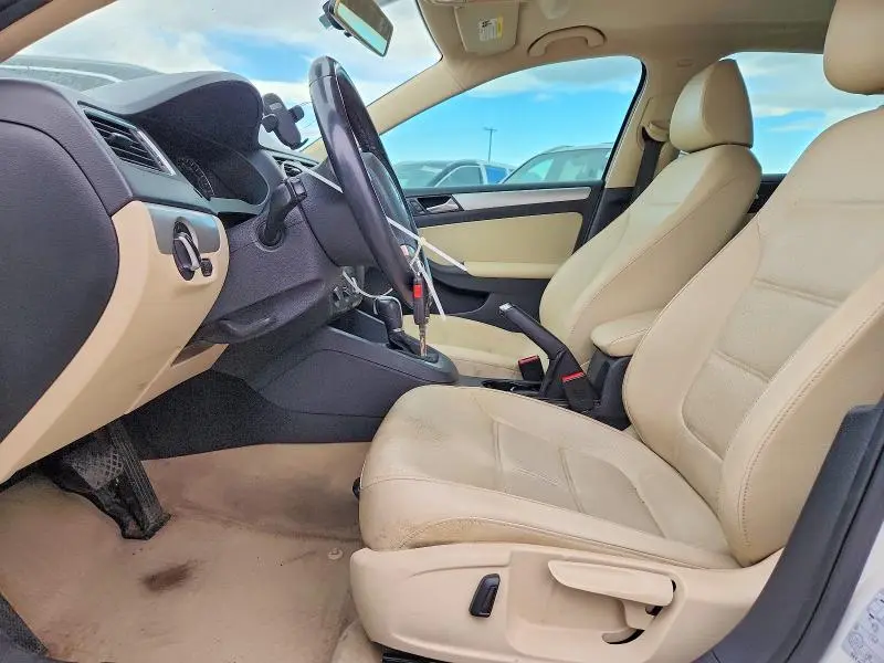 2014 VOLKSWAGEN JETTA SE  