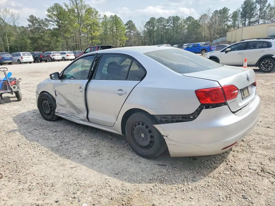 2013 VOLKSWAGEN JETTA BASE  