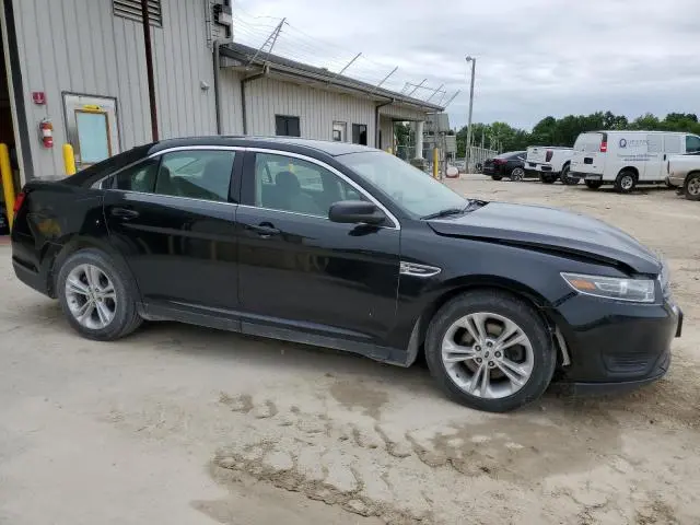 2015 FORD TAURUS SE  
