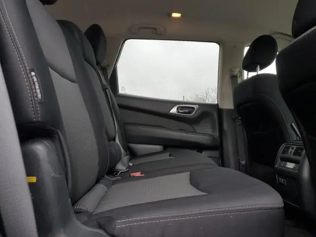 2019 NISSAN PATHFINDER S  