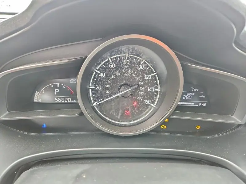 2018 MAZDA 3 TOURING  