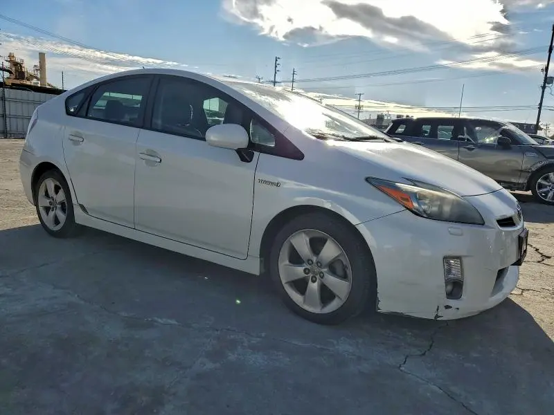 2011 TOYOTA PRIUS   