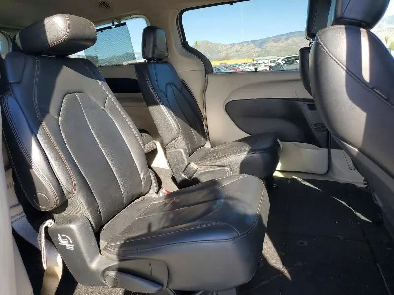 2017 CHRYSLER PACIFICA TOURING L  