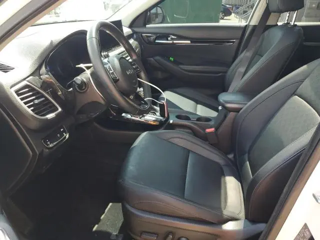 2023 KIA SELTOS EX  