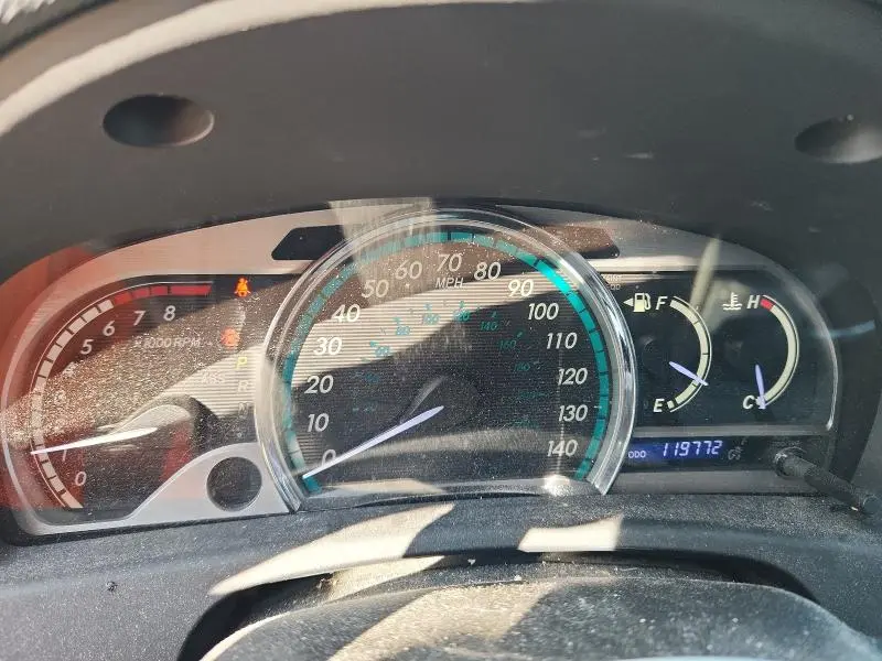 2013 TOYOTA VENZA LE  