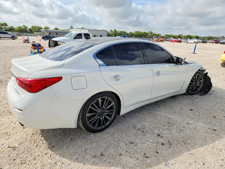 2015 INFINITI Q50 SPORT  