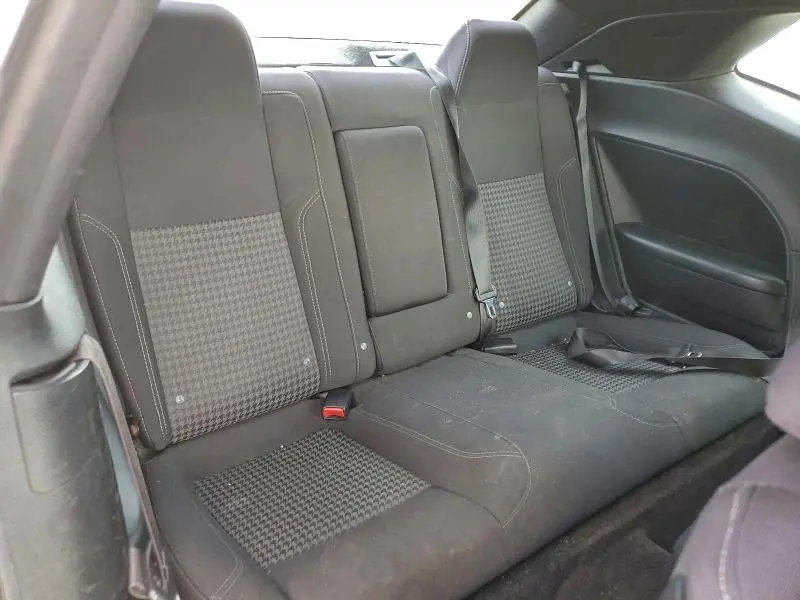 2015 DODGE CHALLENGER SXT  