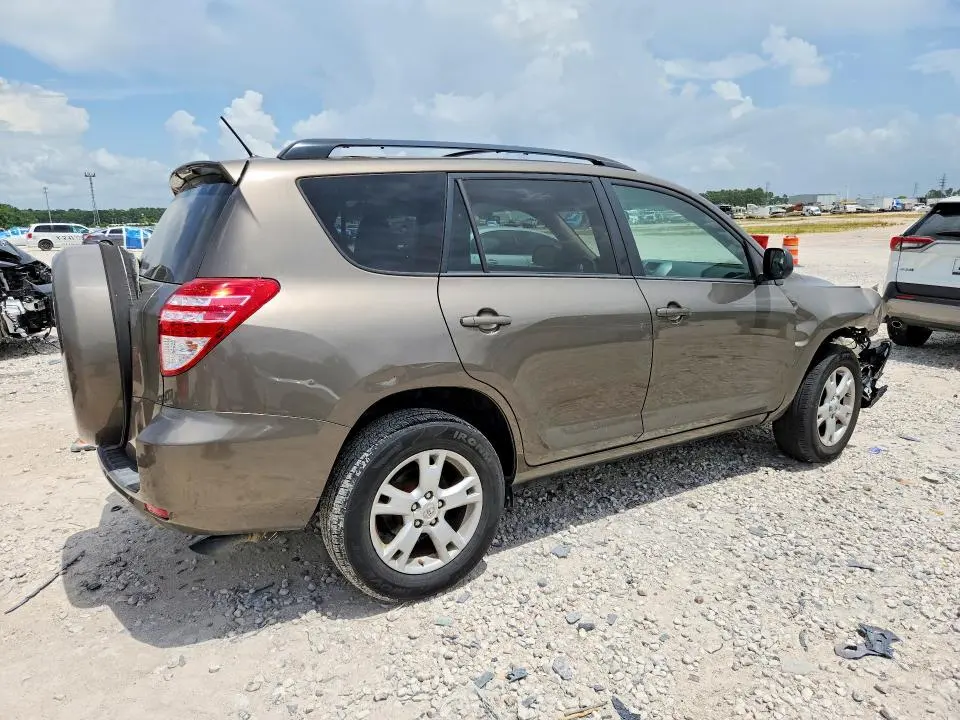 2011 TOYOTA RAV4 BASE  