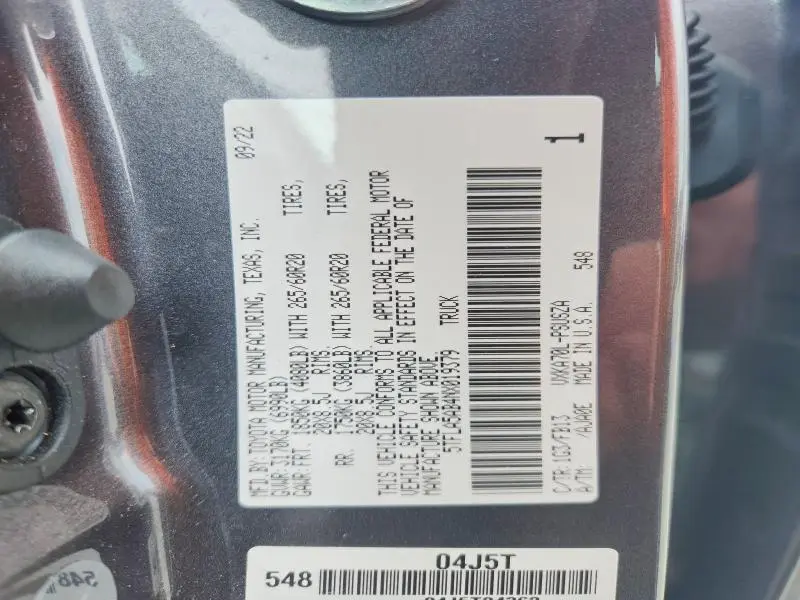 2022 TOYOTA TUNDRA SR5  
