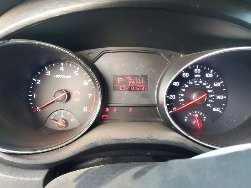 2016 KIA SEDONA LX  