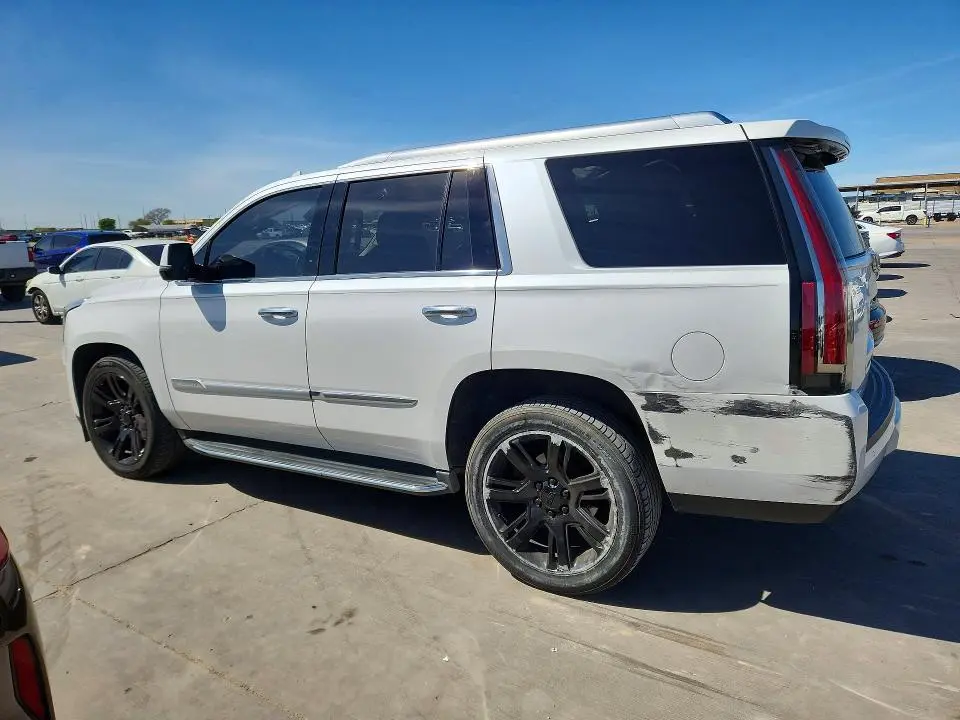 2016 CADILLAC ESCALADE LUXURY  