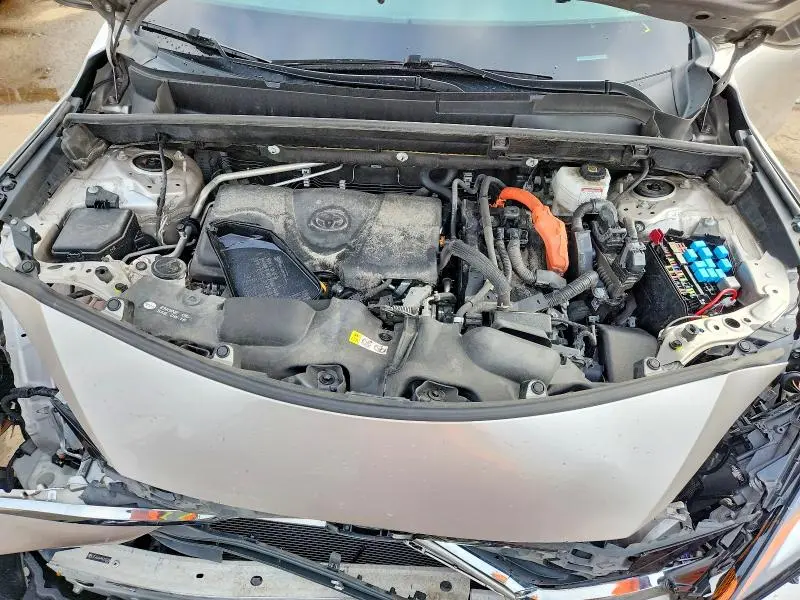 2021 TOYOTA VENZA XLE  
