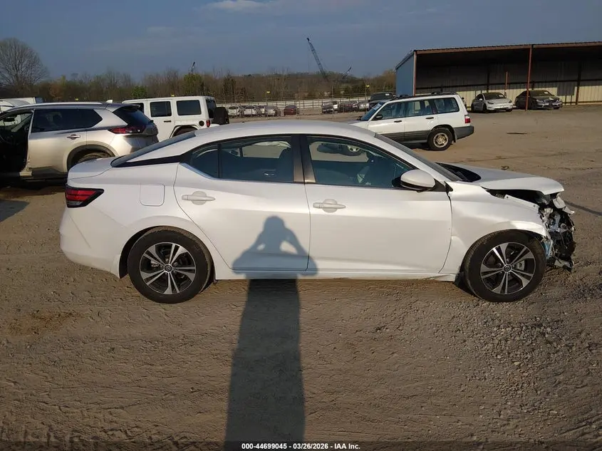 2022 NISSAN SENTRA SV XTRONIC CVT