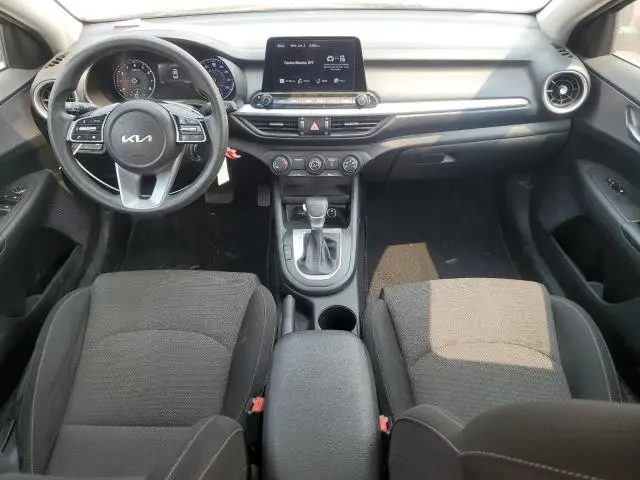 2022 KIA FORTE FE  