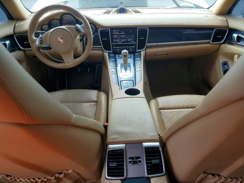 2014 PORSCHE PANAMERA 2  