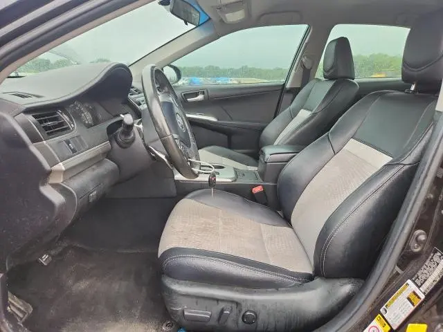 2012 TOYOTA CAMRY SE  